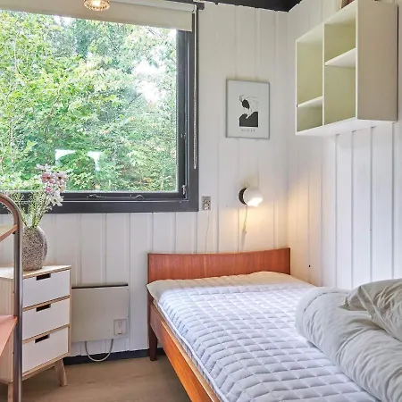 Сasa de vacaciones 7 Person In Aakirkeby